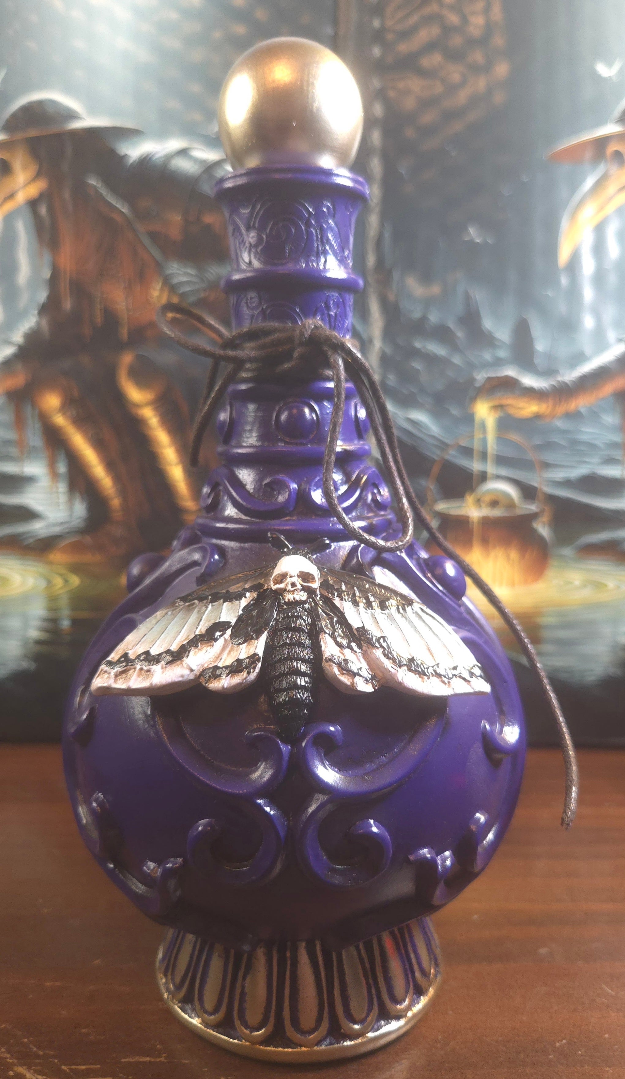 Death’s‑Head Moth Apothecary Bottle — Gothic Decorative Resin Vessel (9")