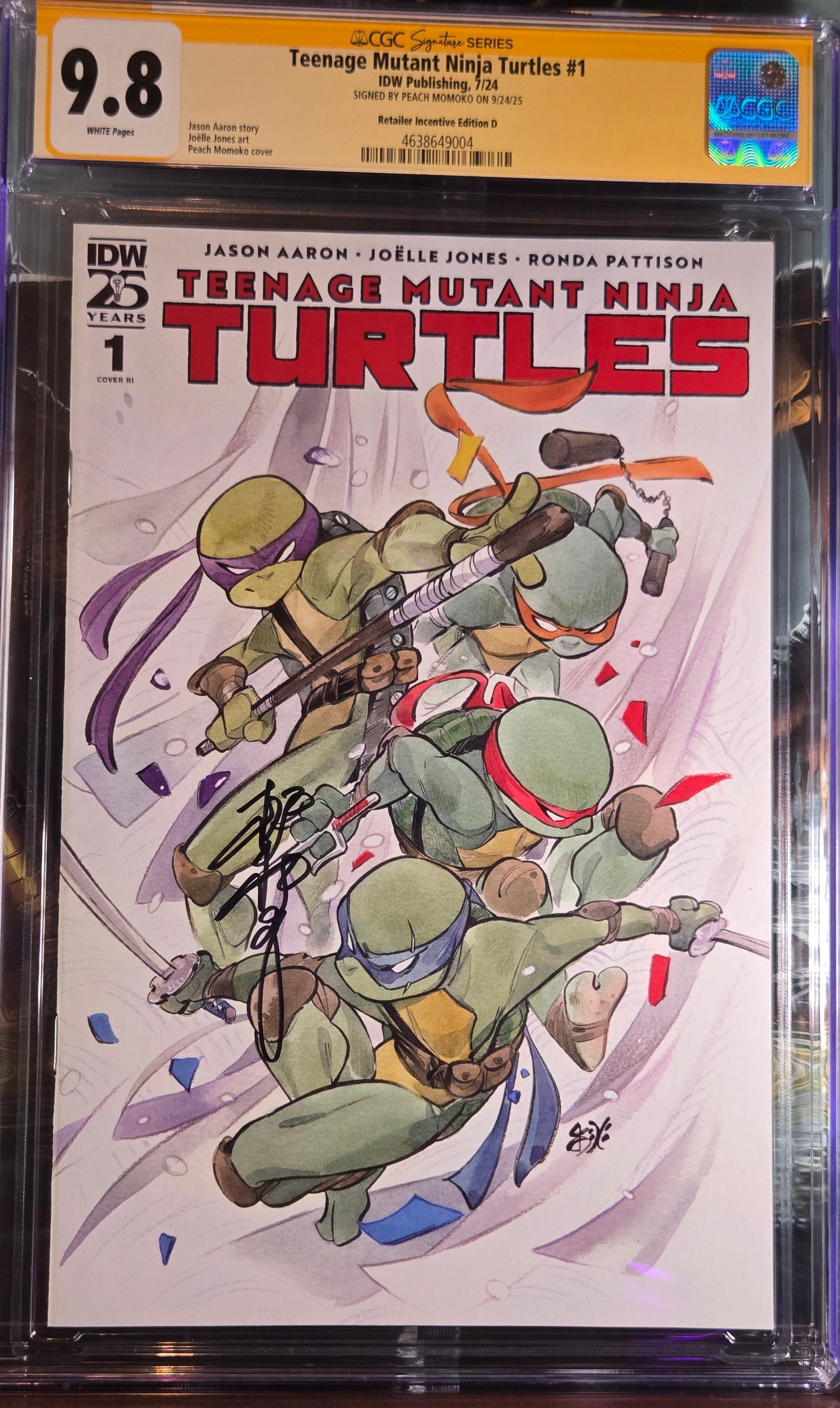 Teenage Mutant Ninja Turtles #1 – CGC 9.8 Signature Series (Peach Momoko Signed)