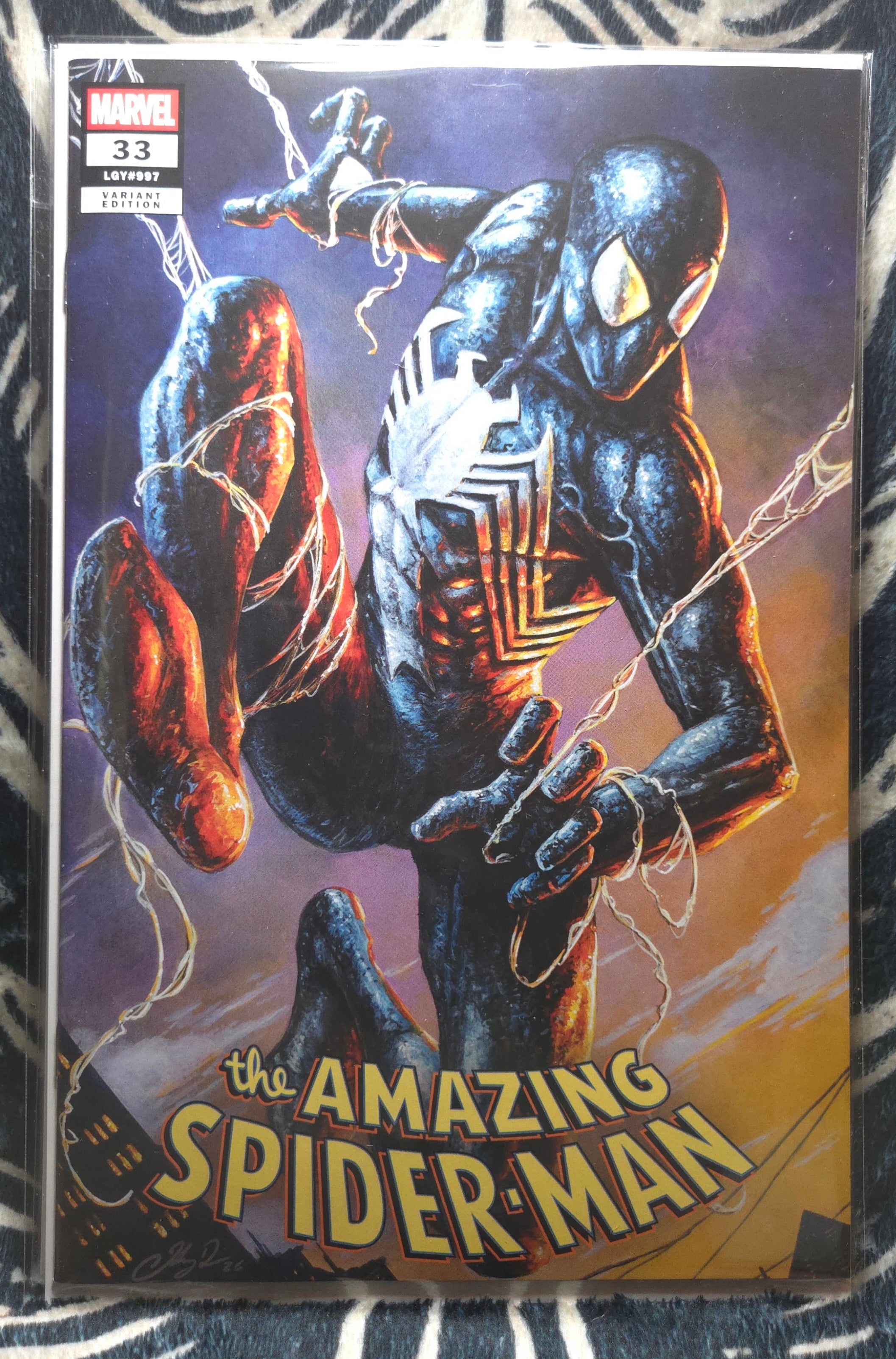 The Amazing Spider-Man #33 (2026 SDCC) Johnny Desjardins Trade